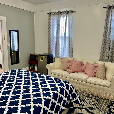 3 Bedrooms 2 Stops To Manhattan 纽约 外观 照片