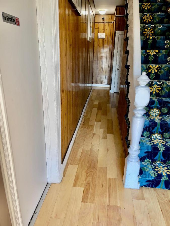 3 Bedrooms 2 Stops To Manhattan 纽约 外观 照片