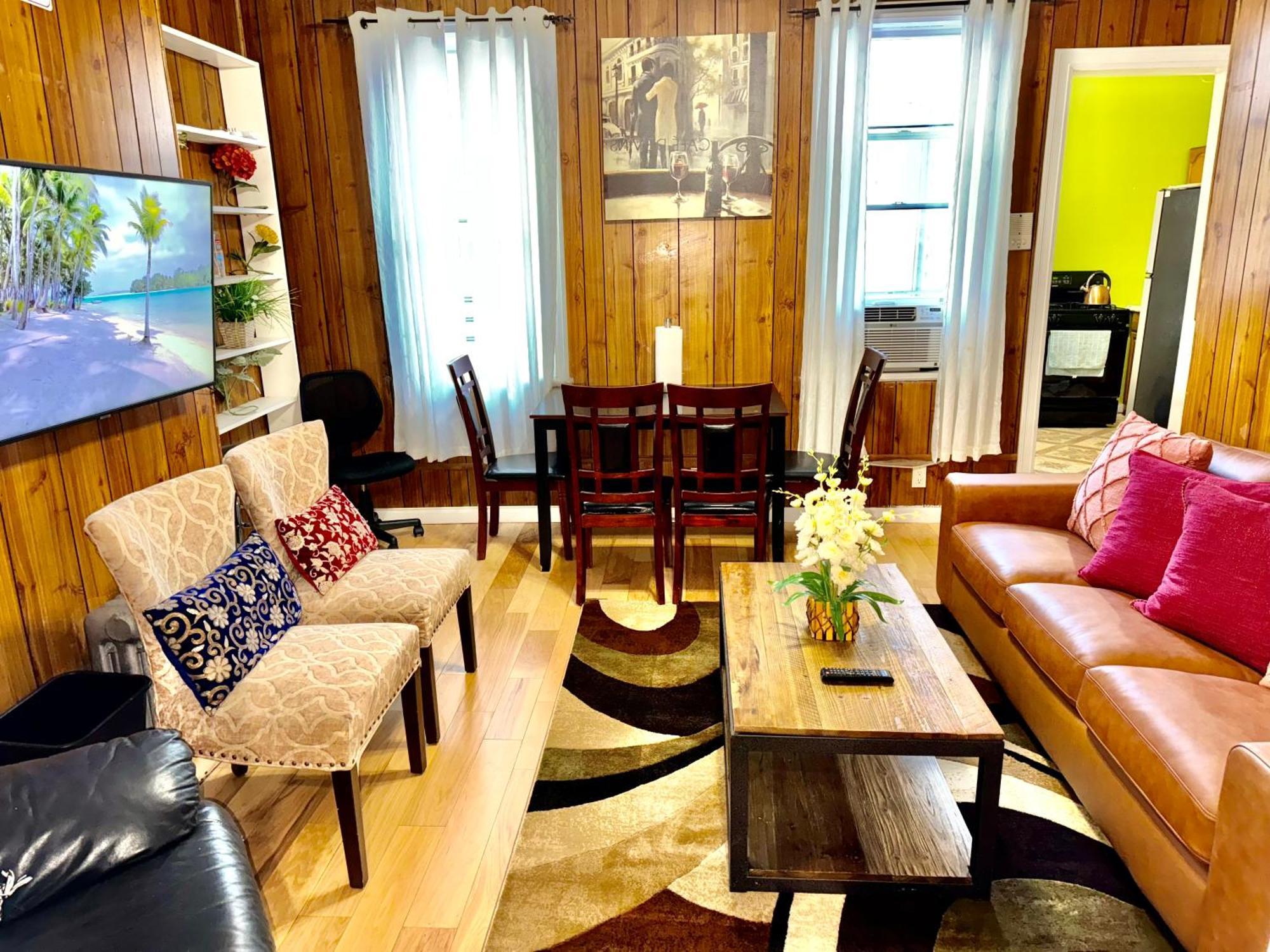 3 Bedrooms 2 Stops To Manhattan 纽约 外观 照片